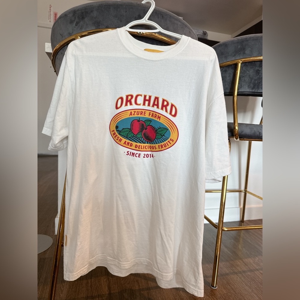 White Orchard Graphic T-Shirt - L (used)